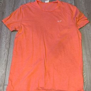 Hollister tee shirt